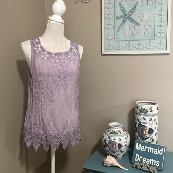 Cancun Purple Embroidered Eyelet Sleeveless Top - Picture 7 of 8